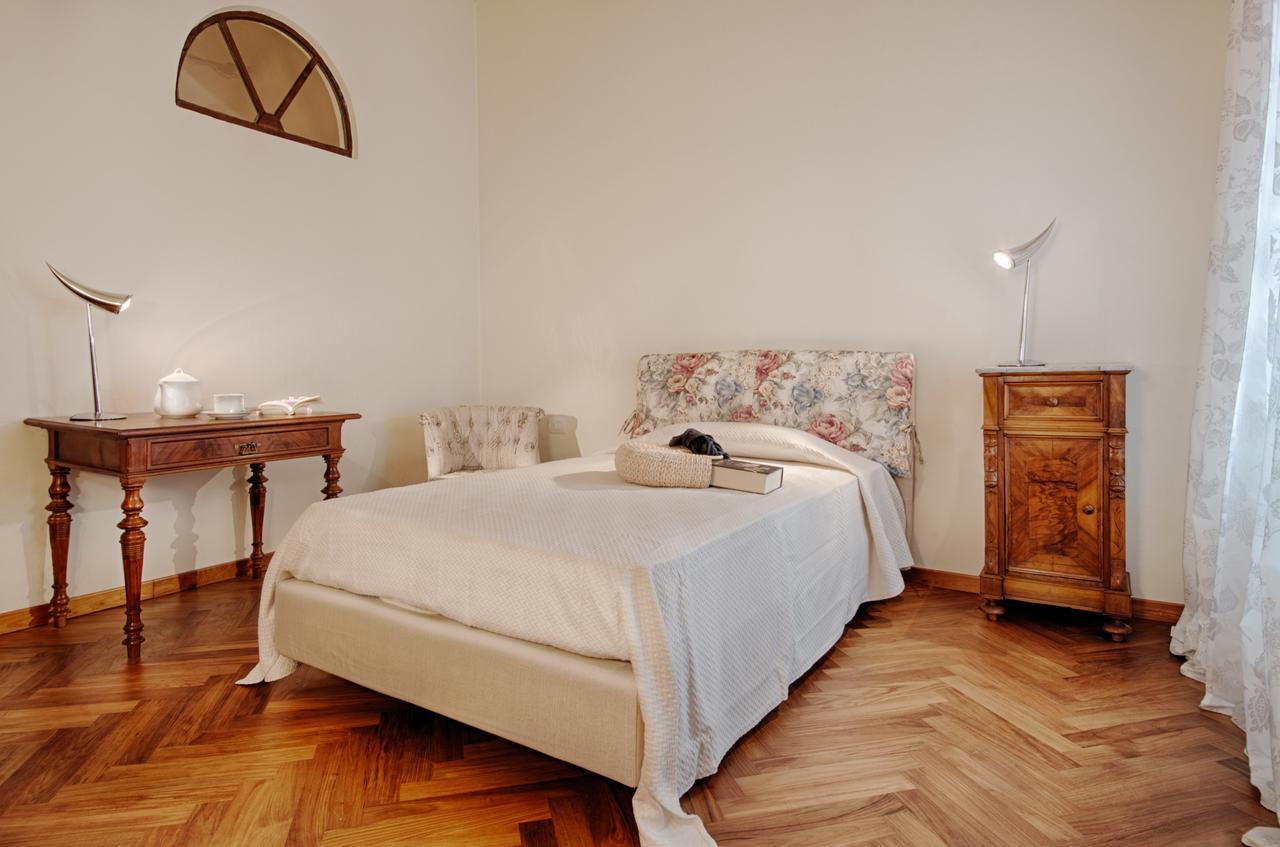 Tenuta Cambiano By Posarellivillas กาสเตลฟิโอเรนทิโน ภายนอก รูปภาพ